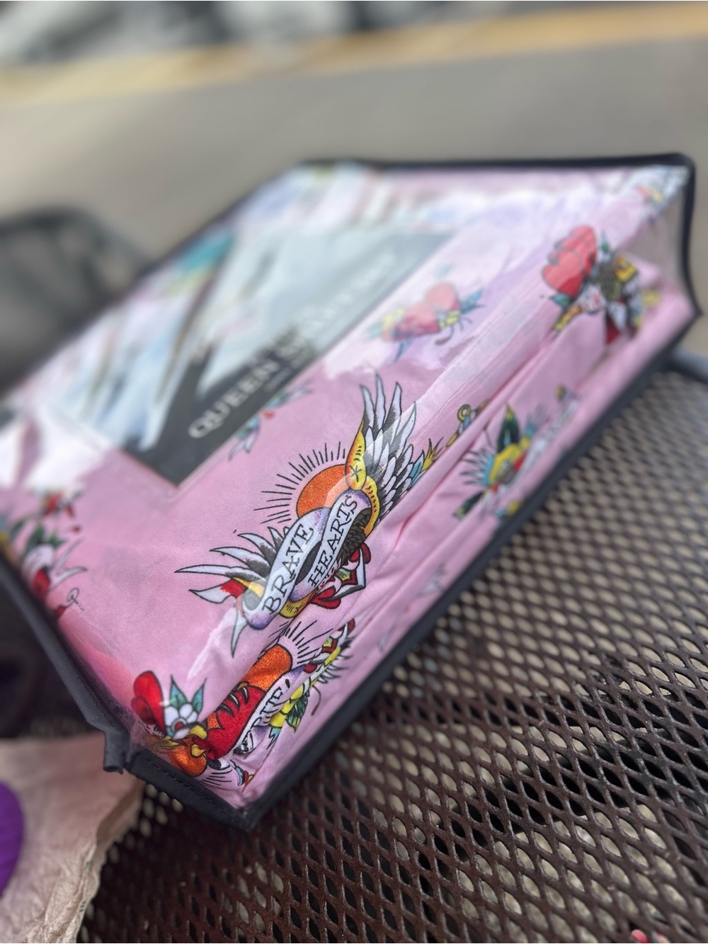 Ed Hardy Pink Tattoo-Print Brave Hearts 6pc Queen Sheet Set NWT - Picture 4 of 4